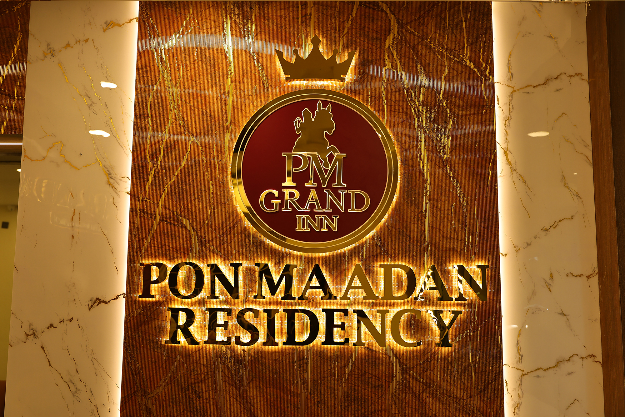 PM Grand Inn Boutique Luxury Room